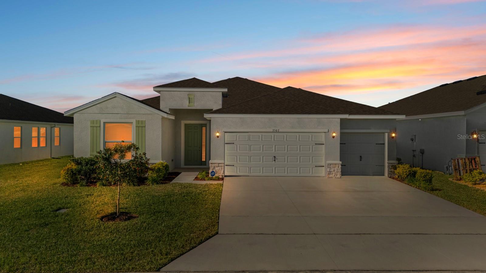 3507 Golden Wheat Ln, Plant City, FL 33565 photo