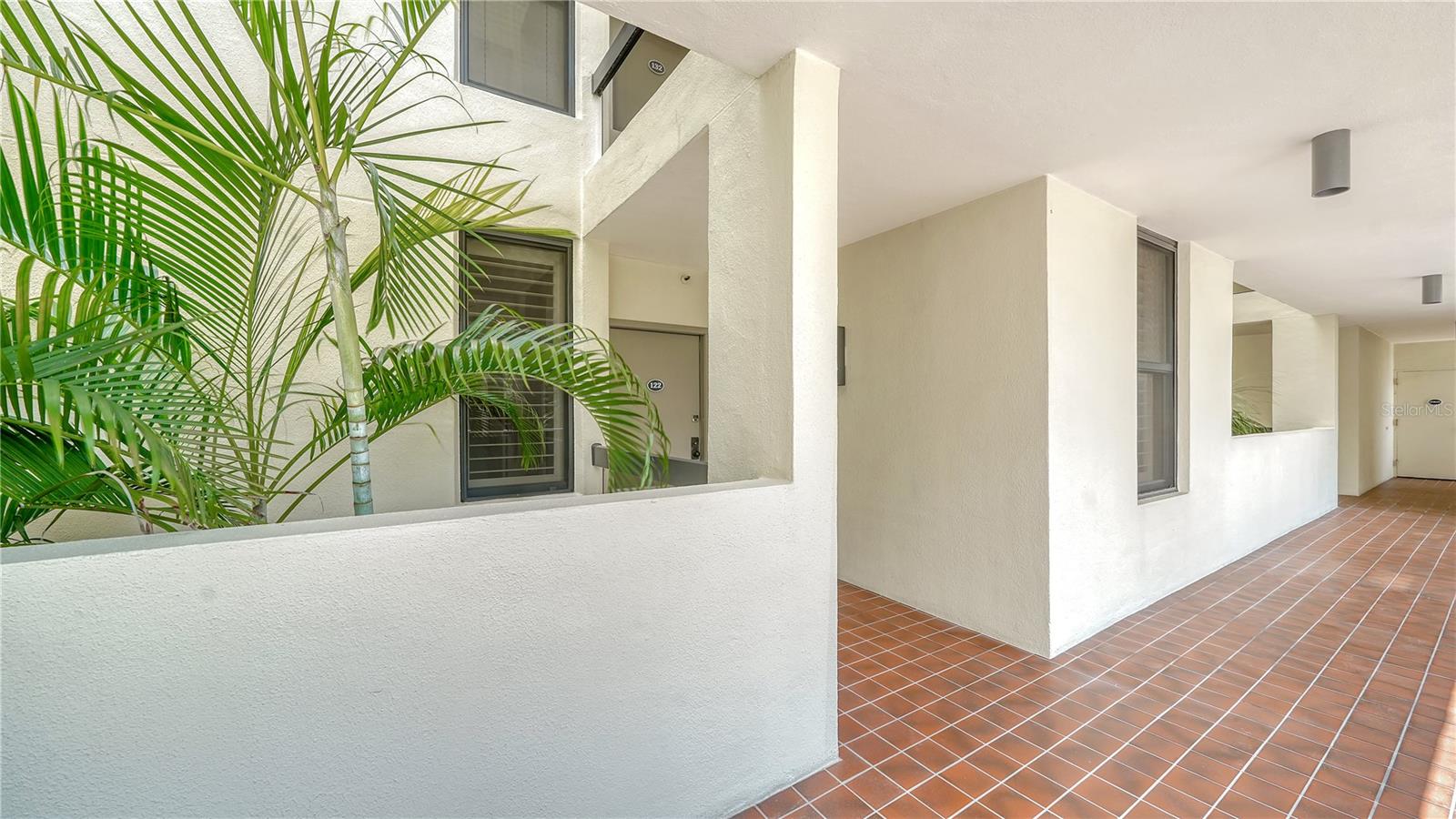 1930 Harbourside Dr #122, Longboat Key, FL 34228 photo