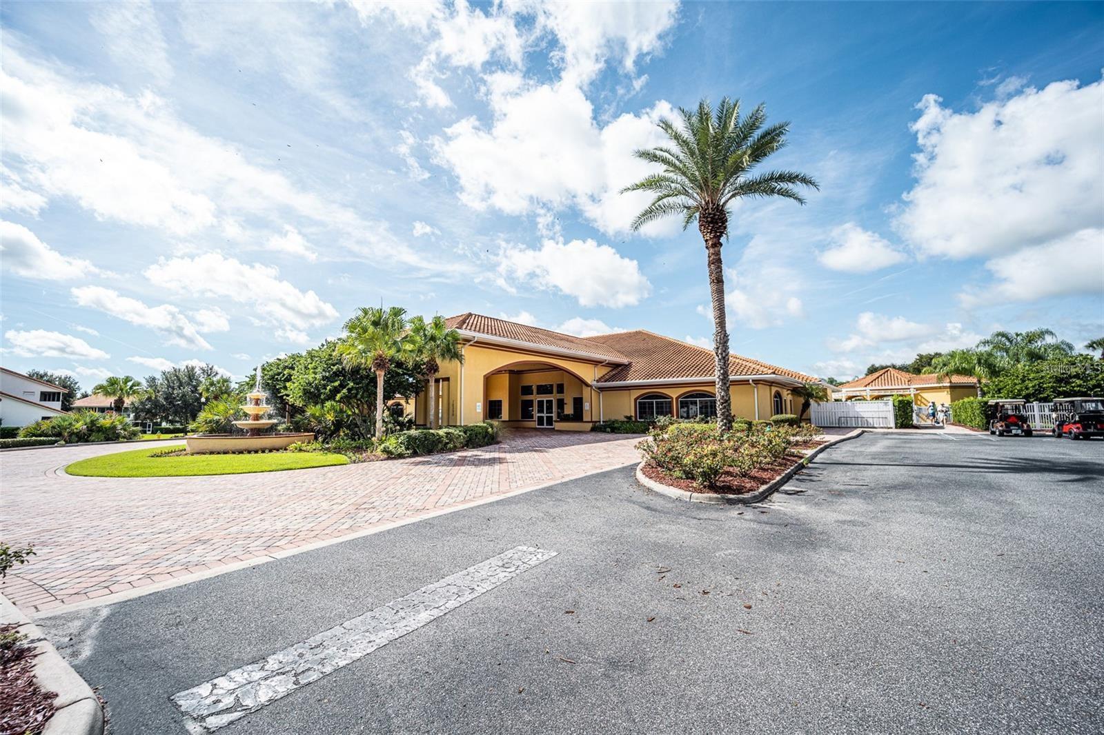 5032 Neptune Cir, Oxford, FL 34484 photo