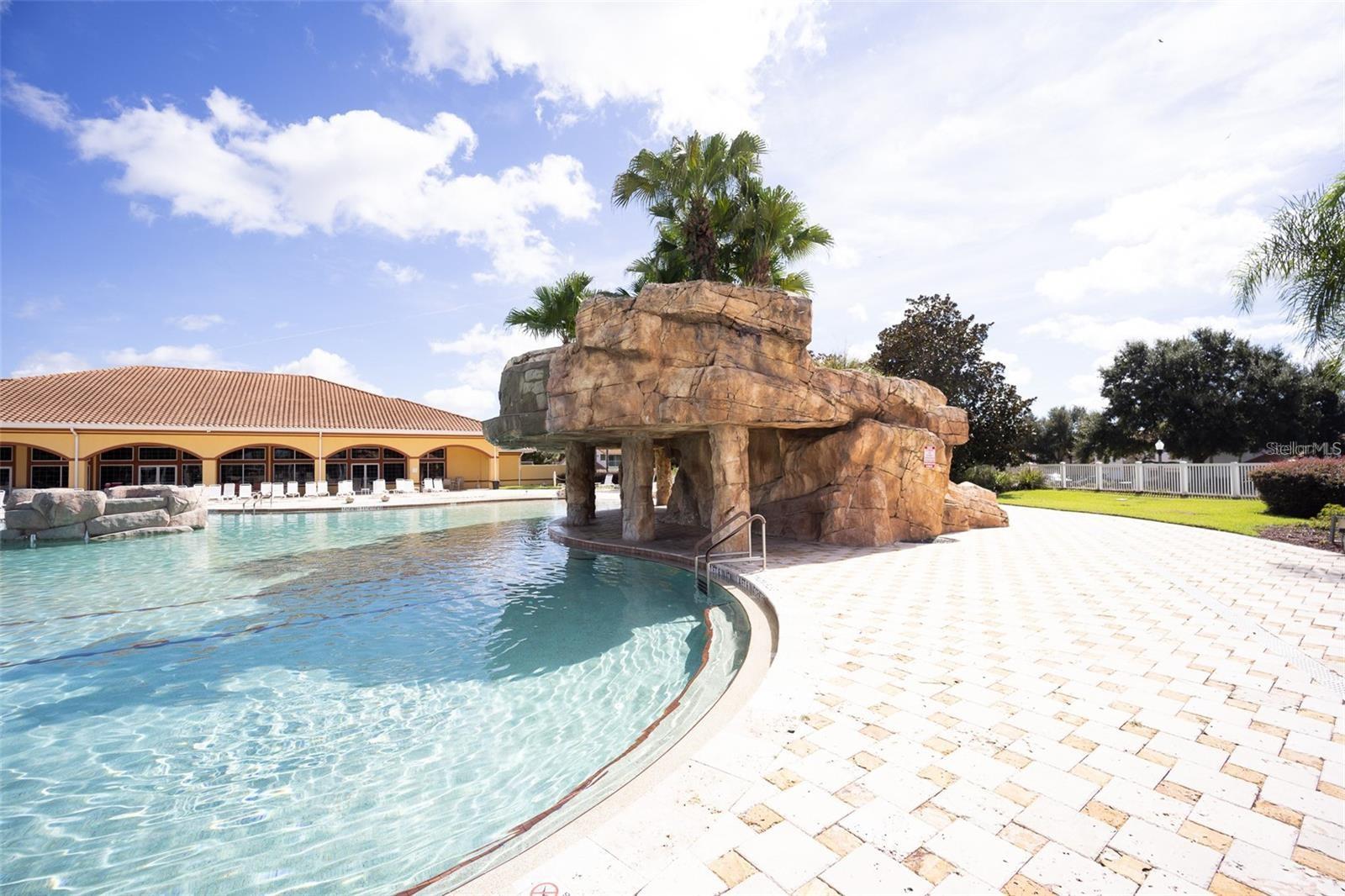 5032 Neptune Cir, Oxford, FL 34484 photo
