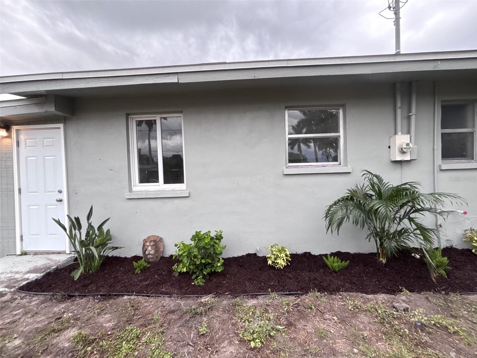 1629 Pawnee St, Fort Myers, FL 33916 photo