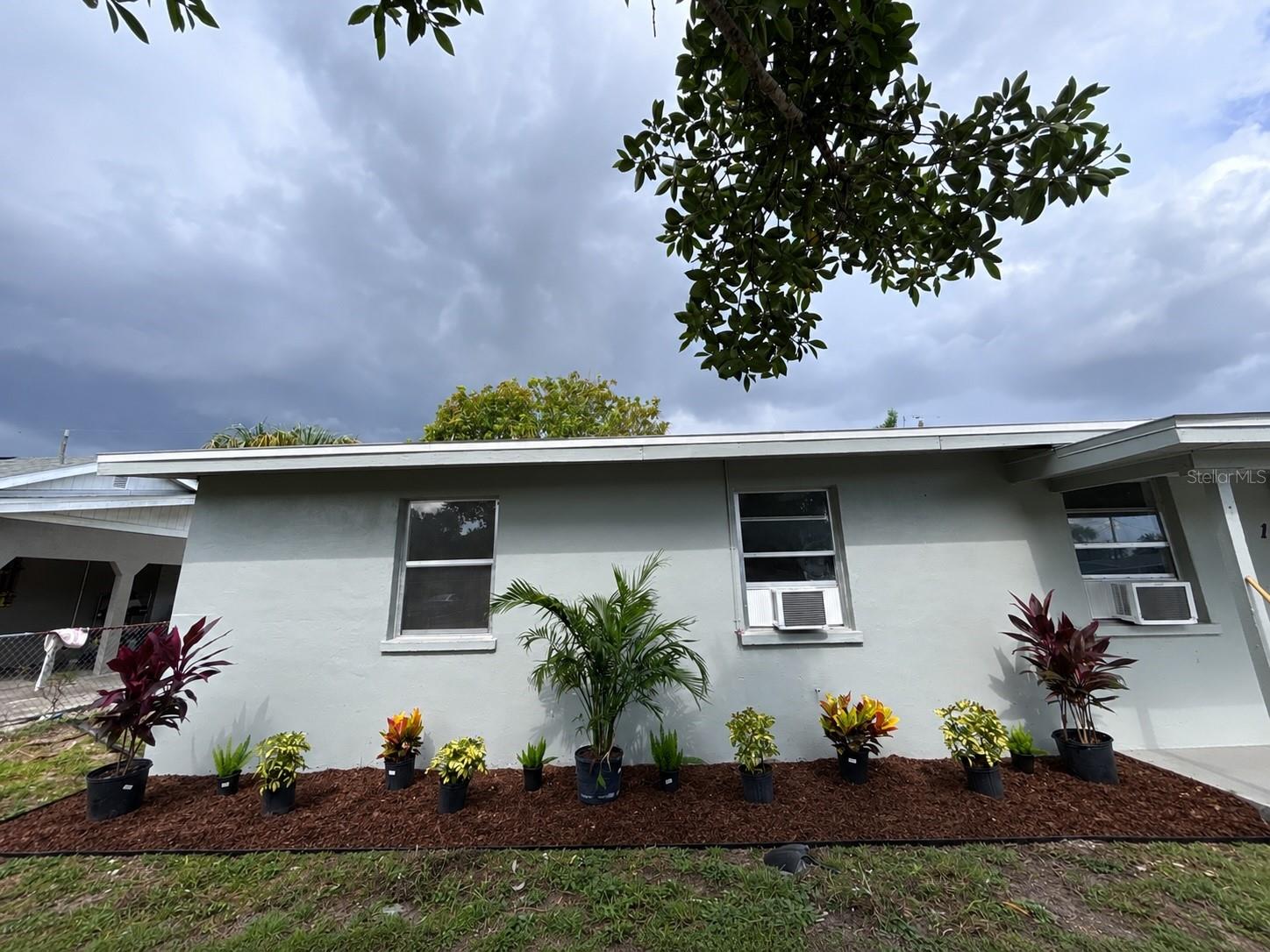 1629 Pawnee St, Fort Myers, FL 33916 photo