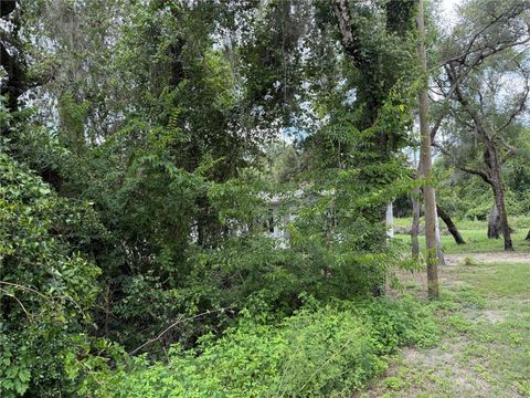 Manufactured Home in DADE CITY FL 4319 POCAHONTAS DRIVE 6.jpg