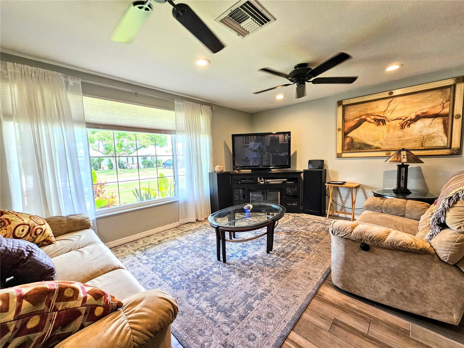 5650 Bittersweet Dr, Holiday, FL 34690 photo