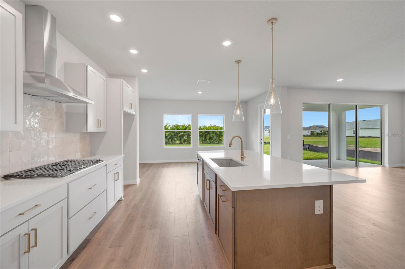 5182 Creek Sand Dr, Apollo Beach, FL 33572 photo