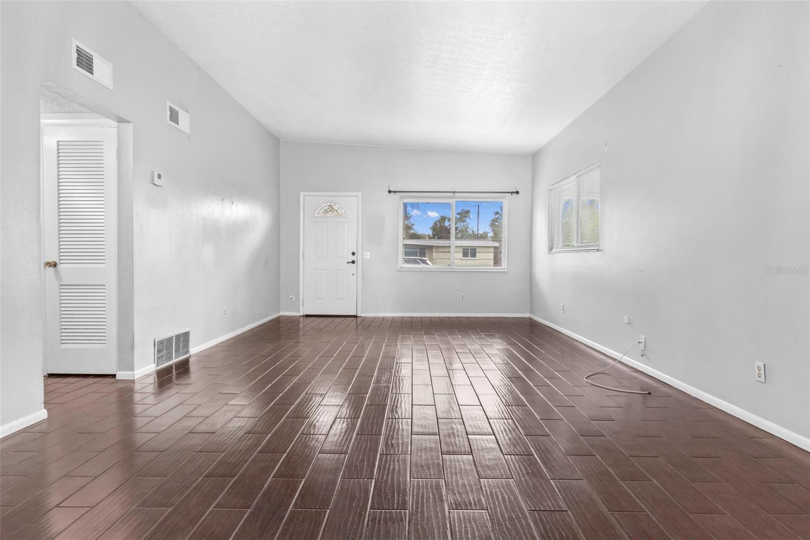 5711 21 St, Bradenton, FL 34207 photo