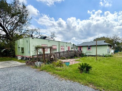 Business in BUSHNELL FL 219 SEMINOLE AVENUE.jpg