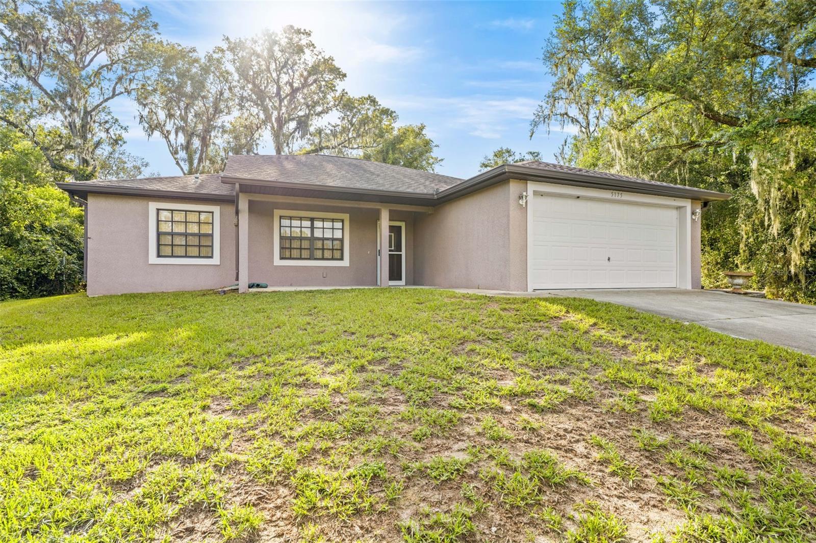 5175 Olivet Dr, Dade City, FL 33523
