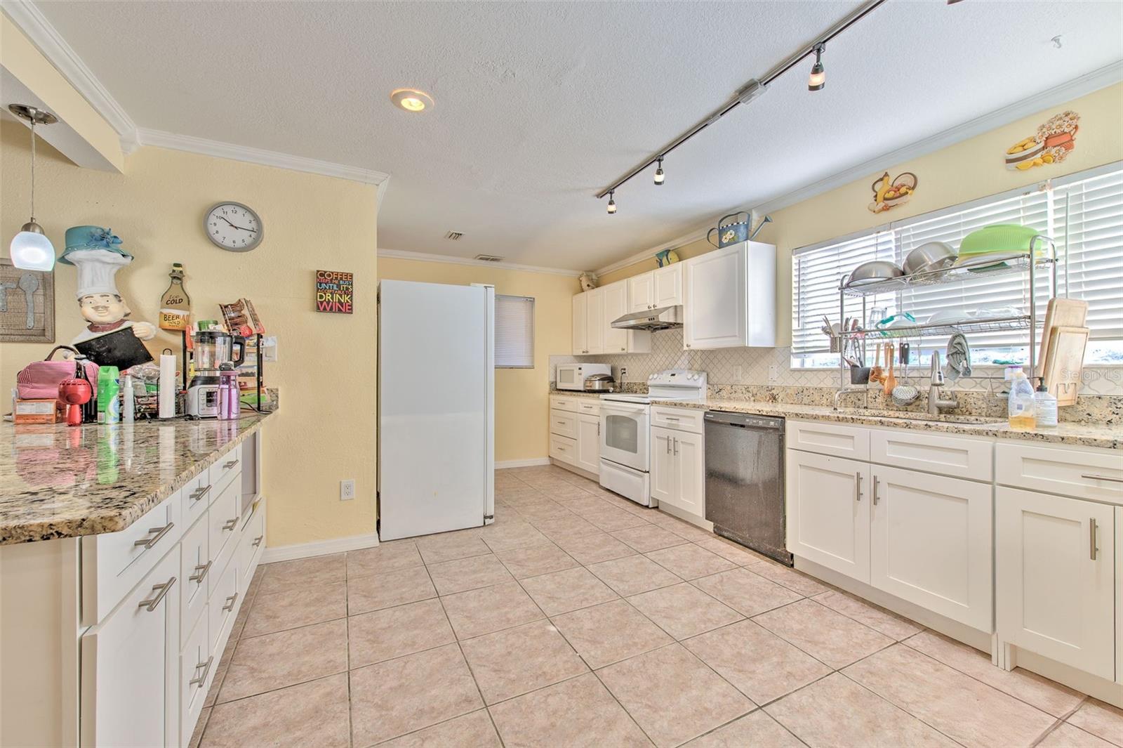 5415 Mile Blvd, Port Richey, FL 34668 photo
