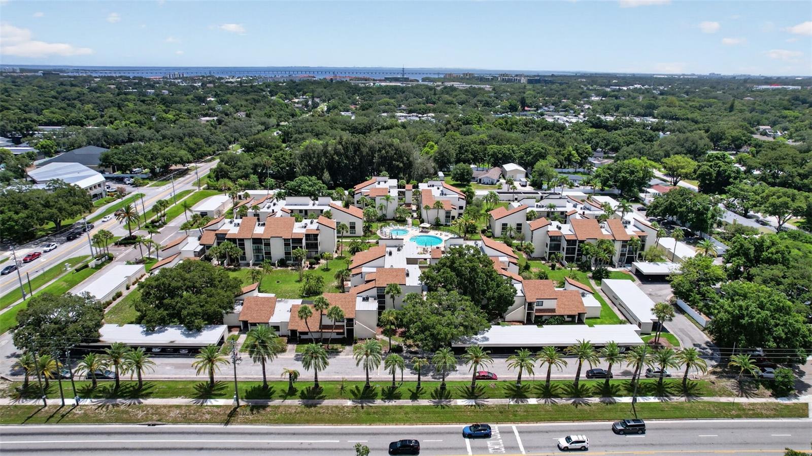 2207 Belleair Rd, Clearwater, FL 33764