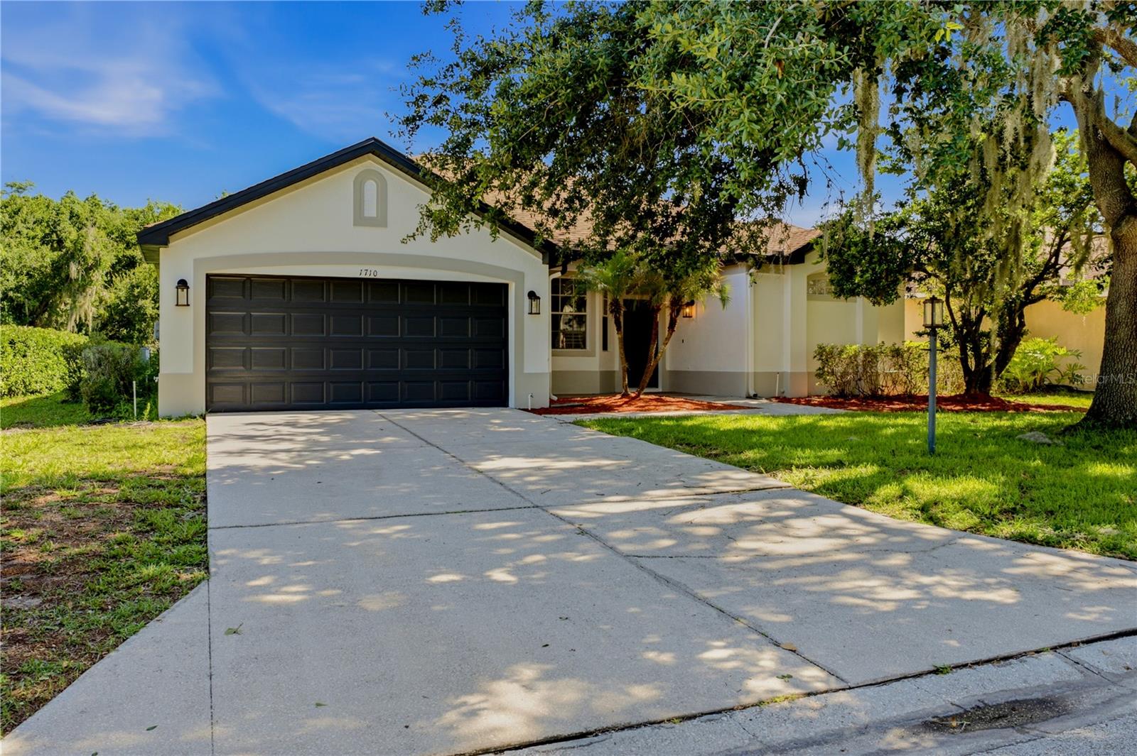 1710 Brookstone Way, Plant City, FL 33566 photo