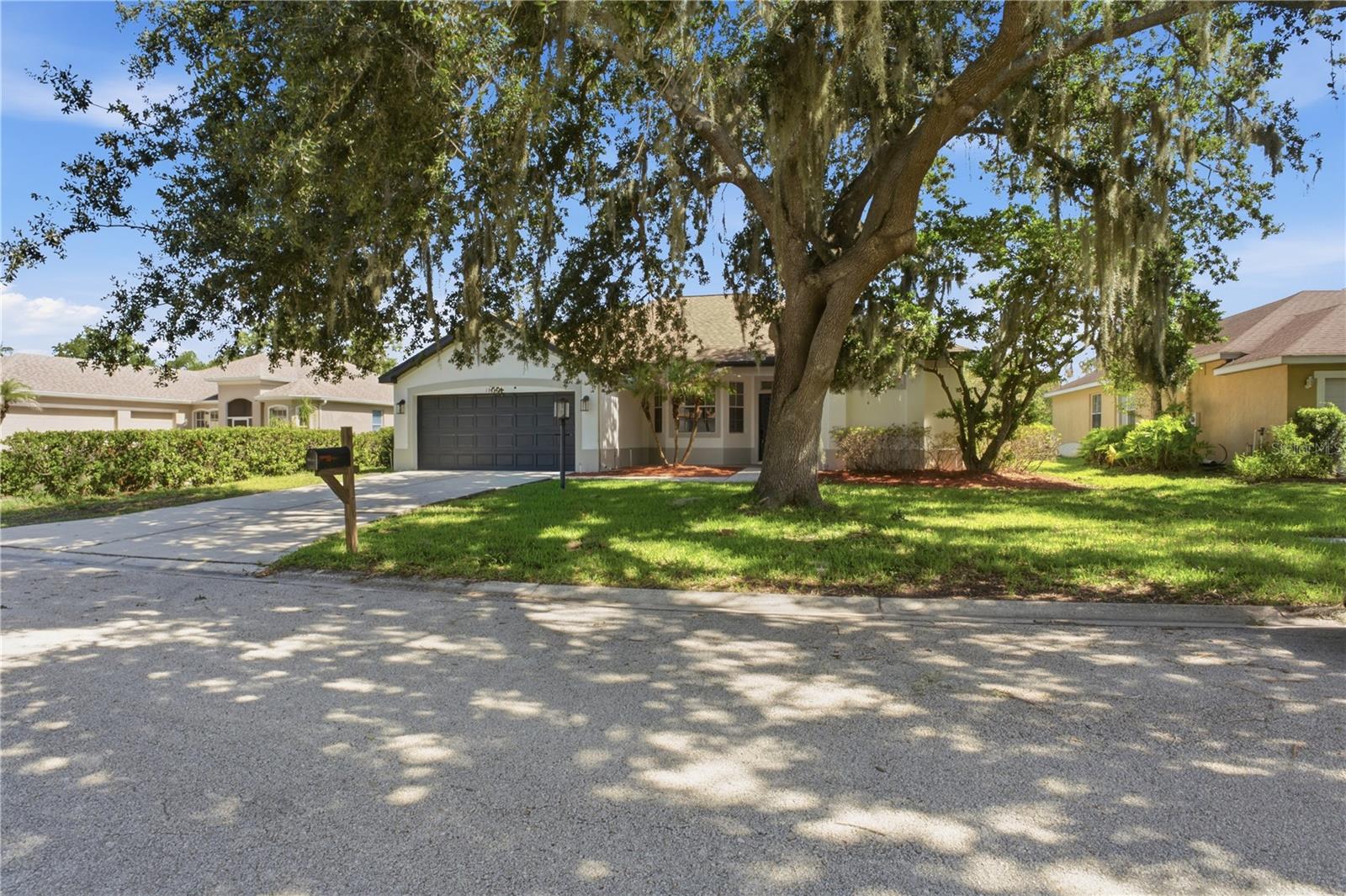 1710 Brookstone Way, Plant City, FL 33566 photo