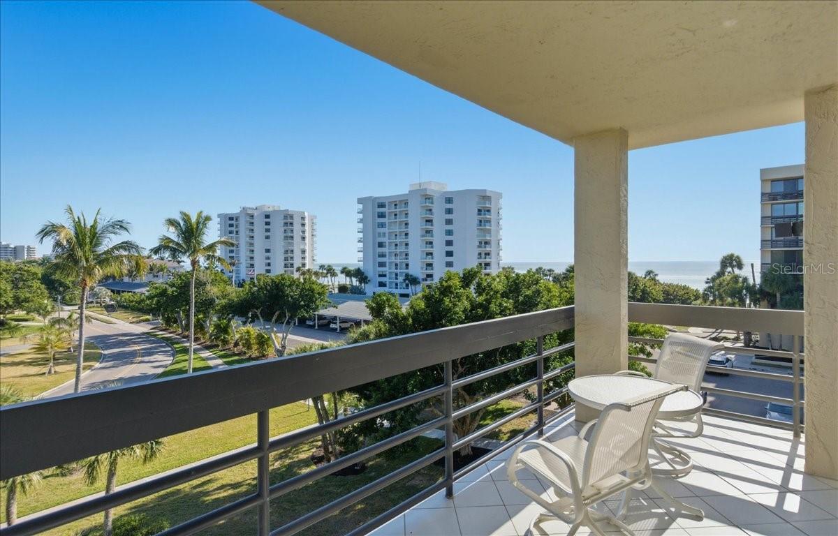 1065 Gulf Of Mexico Dr #305, Longboat Key, FL 34228 photo