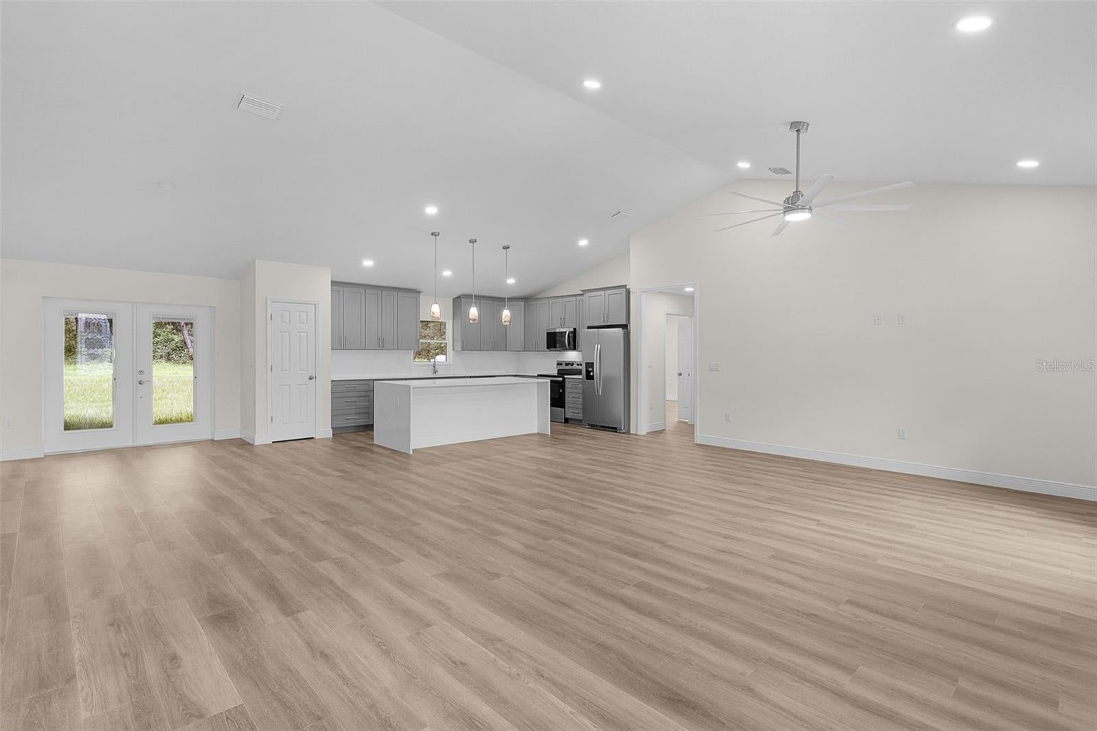 8277 SE 158 St, Summerfield, FL 34491 photo