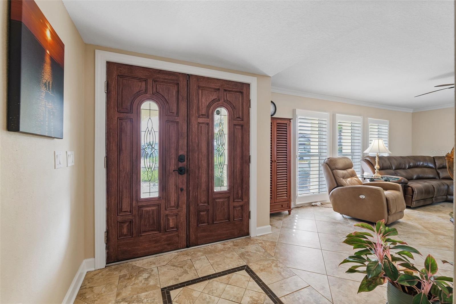 5860 Leeland St, Saint Petersburg, FL 33715 photo