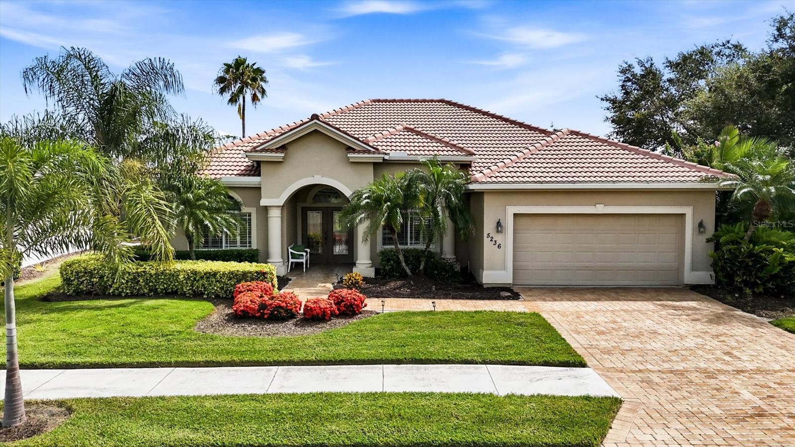 5236 Pine Shadow Ln, North Port, FL 34287 photo