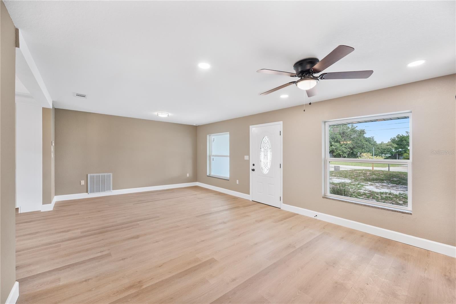 2995 W Lake Chilton Dr, Avon Park, FL 33825 photo