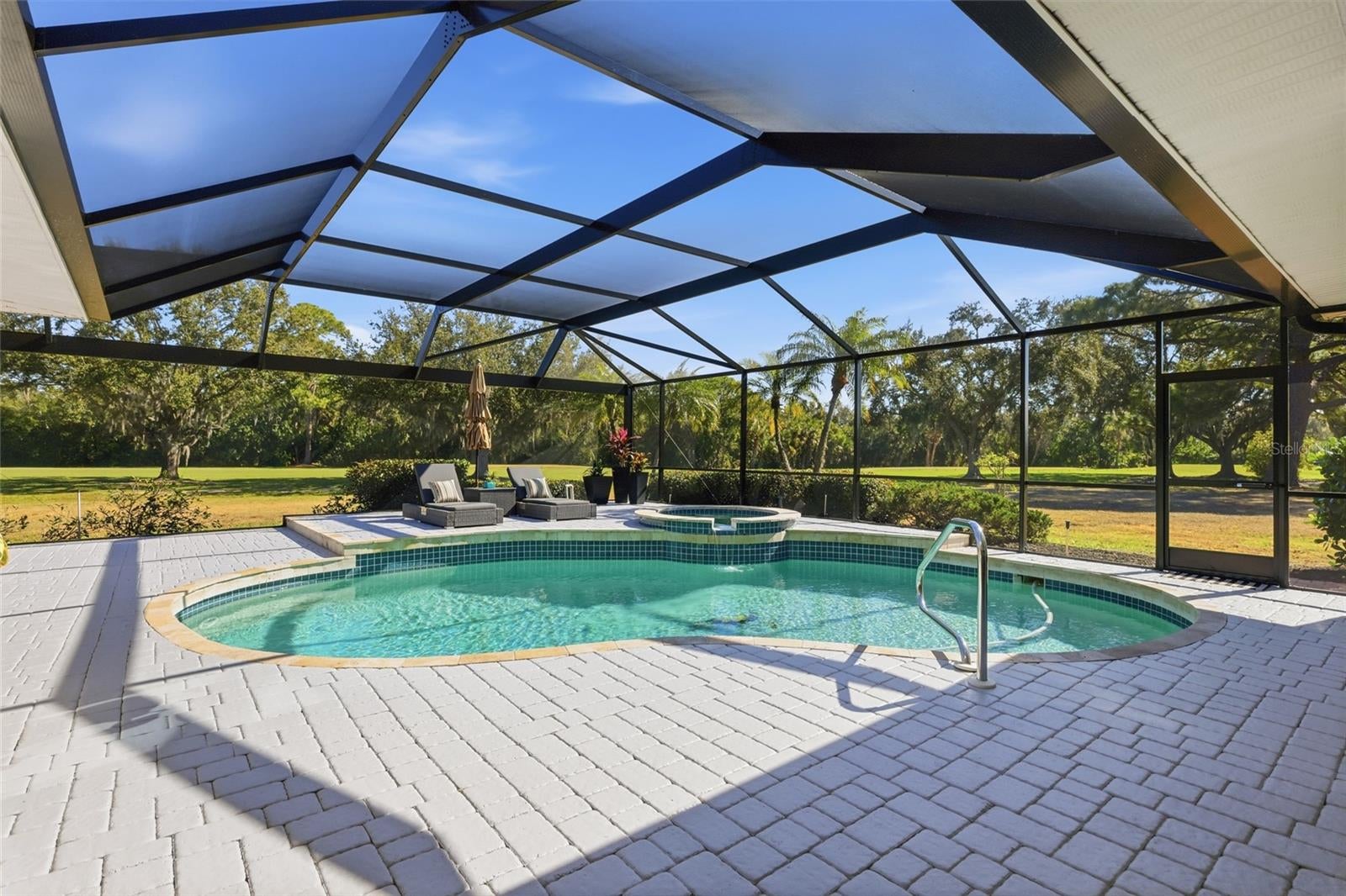 7321 Links Ct, Sarasota, FL 34243 photo