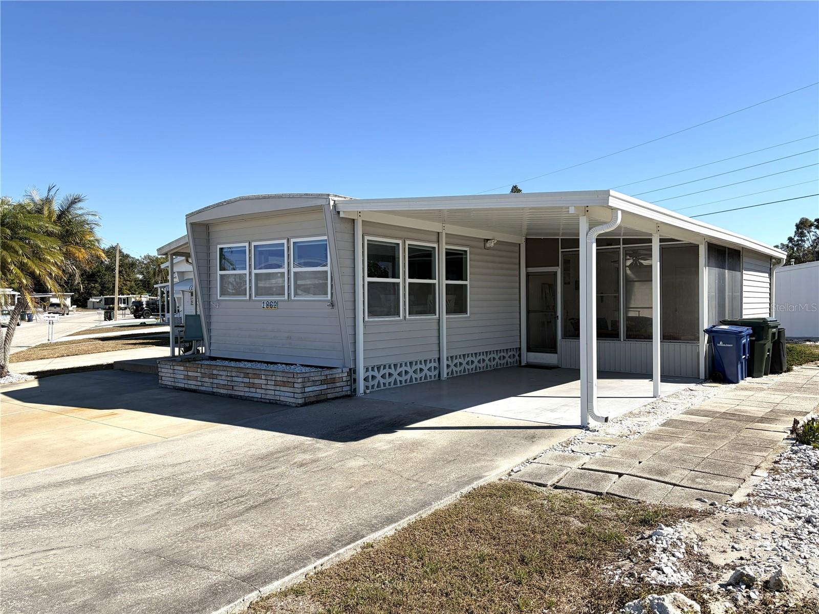 1862 Palm Spring St, Sarasota, FL 34234 photo