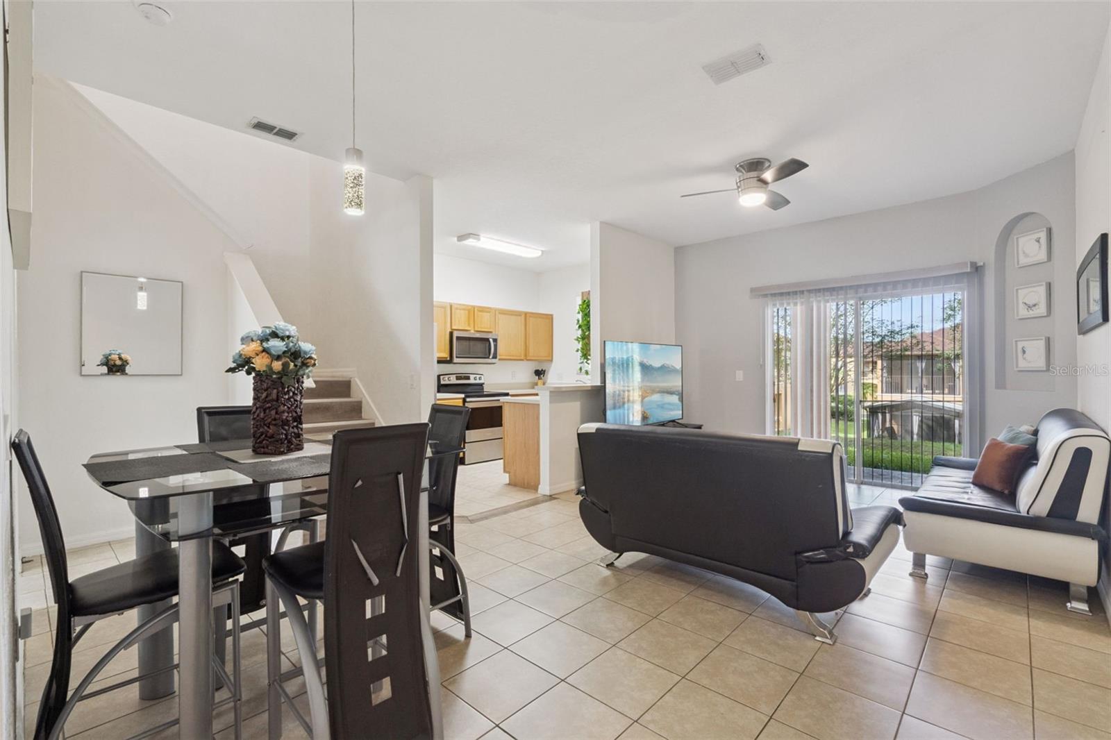 245 Cambria Ave, Davenport, FL 33897 photo