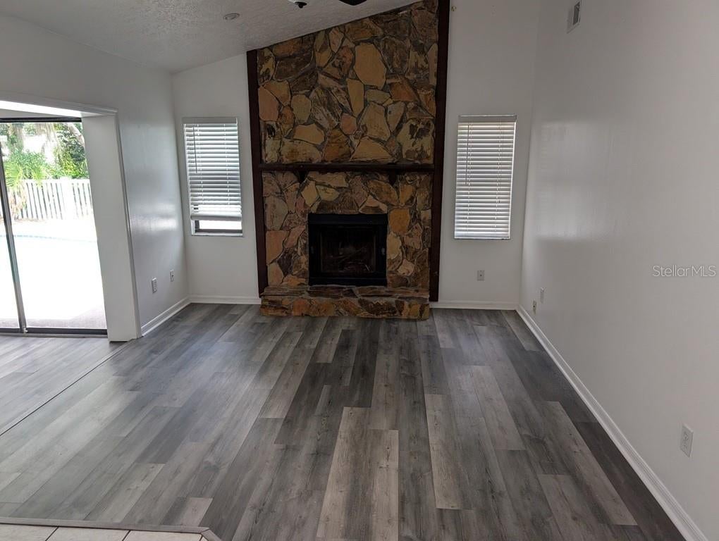 11122 Hannaway Dr, Riverview, FL 33578 photo