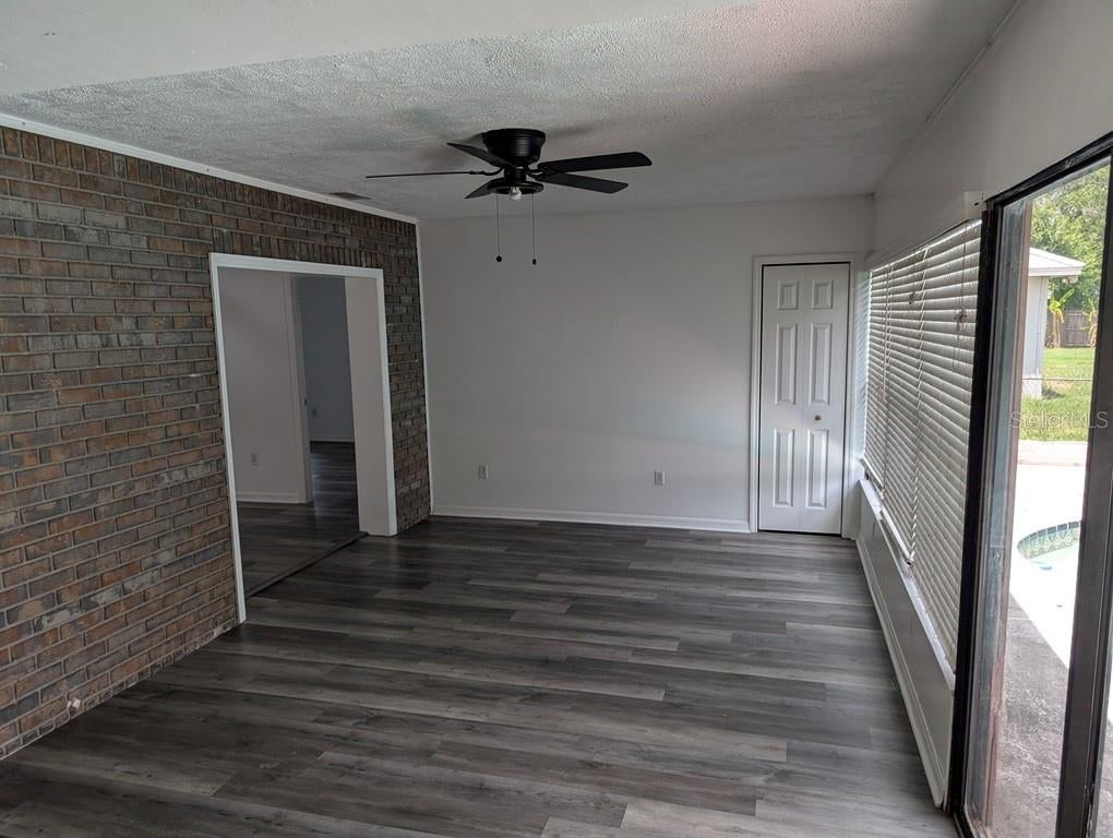 11122 Hannaway Dr, Riverview, FL 33578 photo