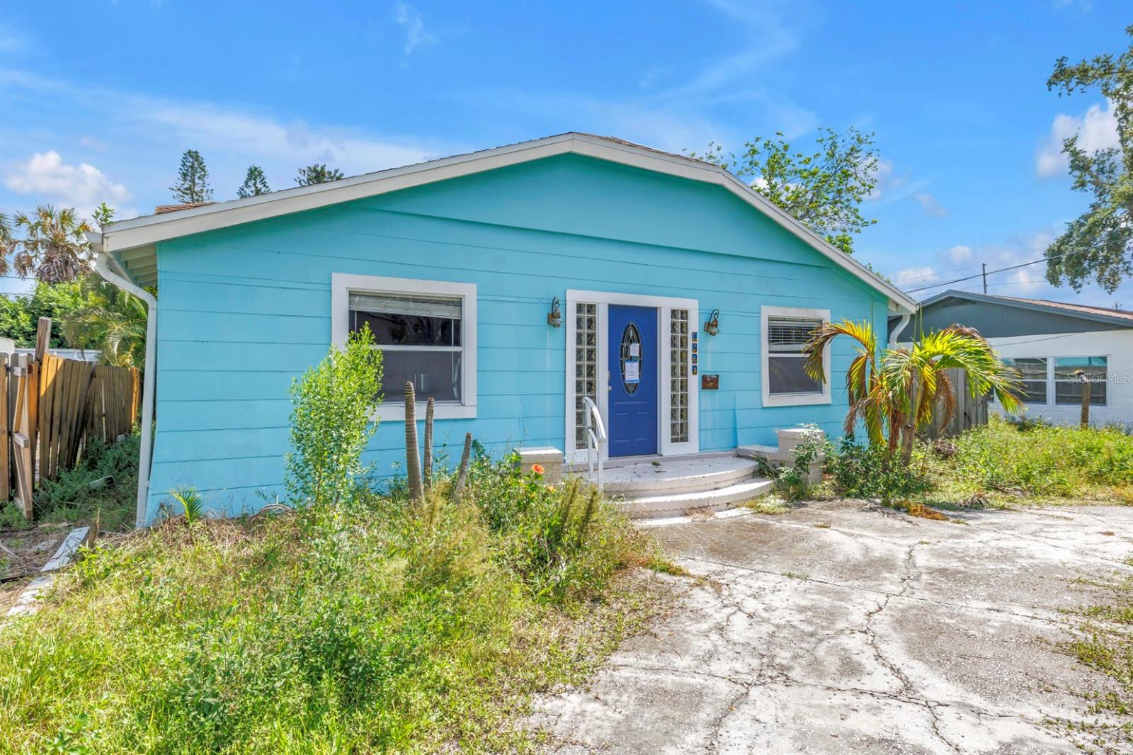 1820 Montana Ave, Saint Petersburg, FL 33703