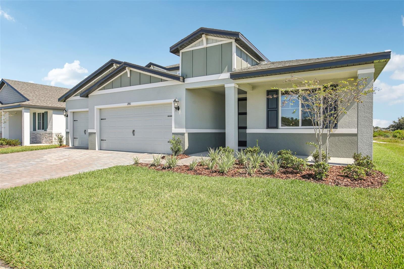 1740 Draughton Dr, Zephyrhills, FL 33541 photo