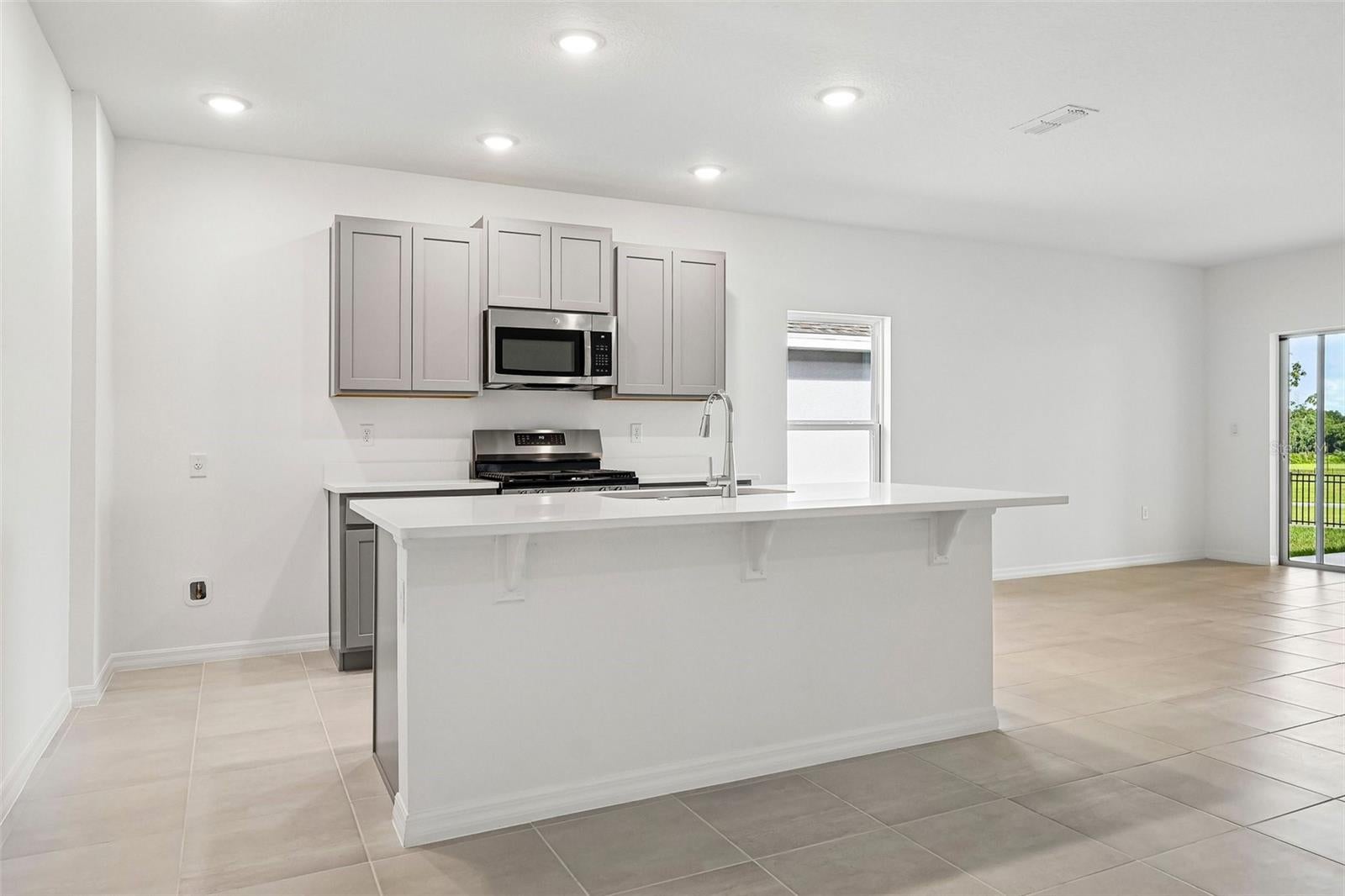 24550 Hodges Reserve Ave, Howey In The Hills, FL 34737 photo