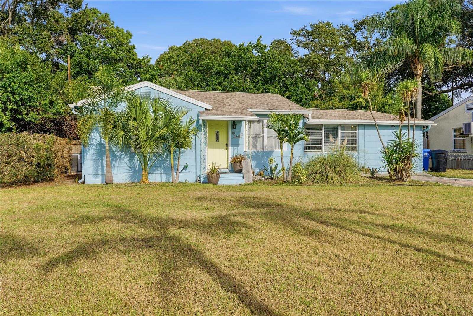 1249 Essex Dr, Saint Petersburg, FL 33710
