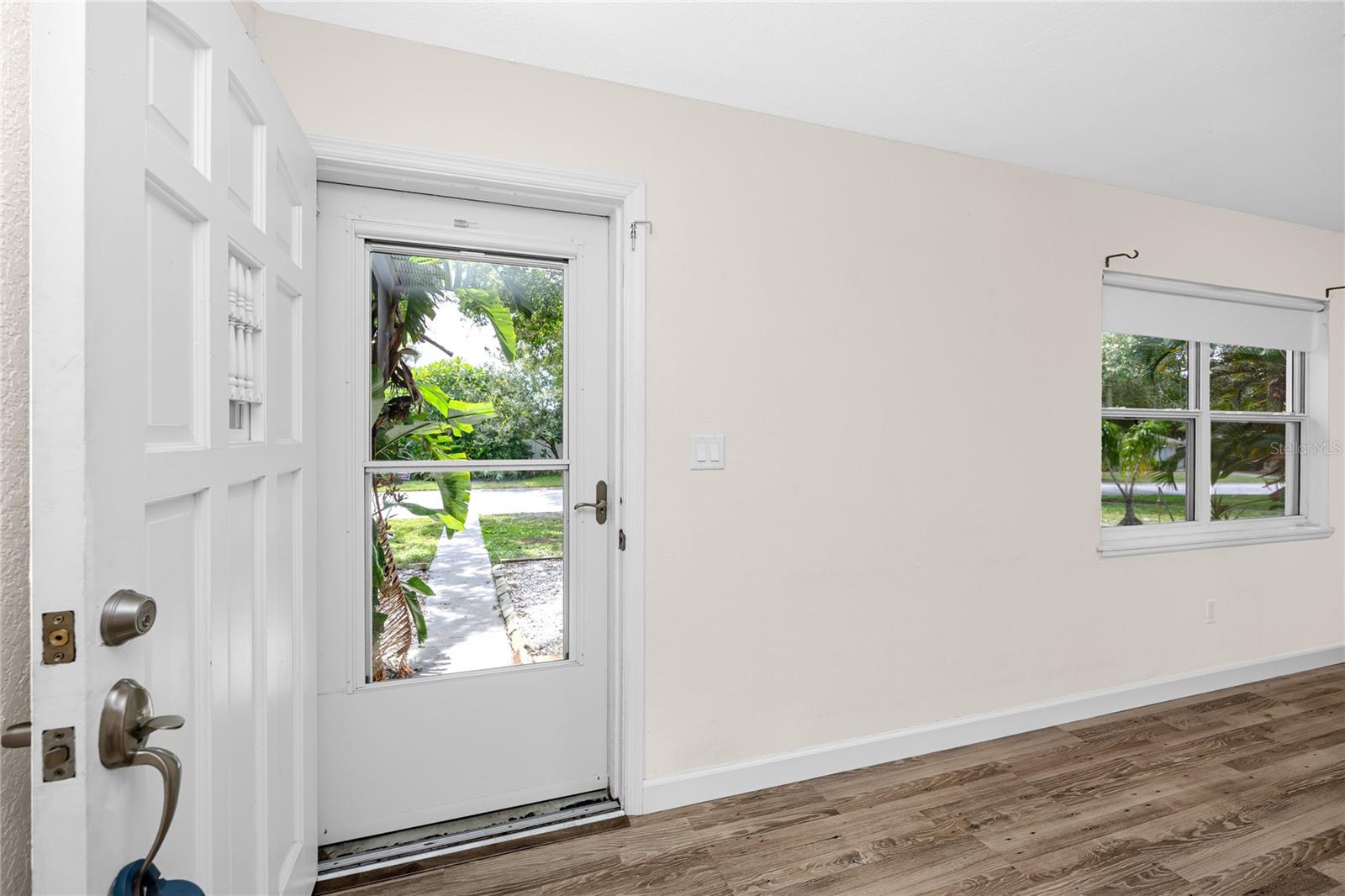 5111 28 Ave, Saint Petersburg, FL 33710 photo