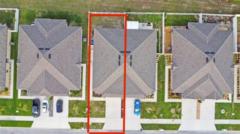 Townhouse in BROOKSVILLE FL 8975 SOUTHERN CHARM CIRCLE 35.jpg