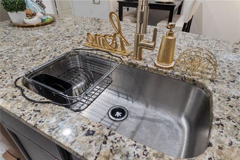 Townhouse in BROOKSVILLE FL 8975 SOUTHERN CHARM CIRCLE 11.jpg