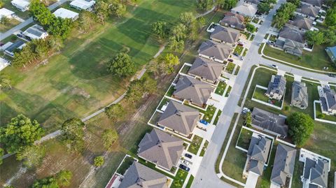 Townhouse in BROOKSVILLE FL 8975 SOUTHERN CHARM CIRCLE 40.jpg