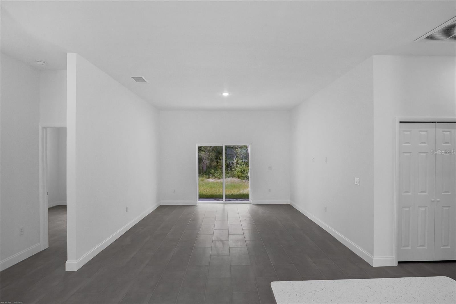 22403 SW Rainbow Lake Blvd, Dunnellon, FL 34431 photo