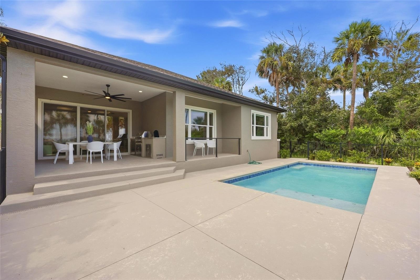 27 S Riverwalk Dr, Palm Coast, FL 32137 photo