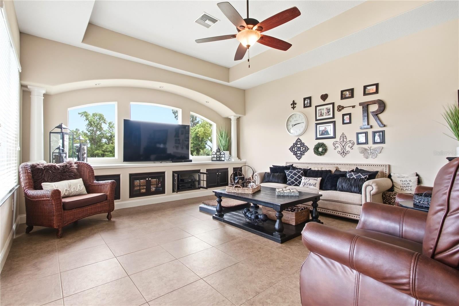 3431 Diamond Falls Cir, Land O Lakes, FL 34638 photo