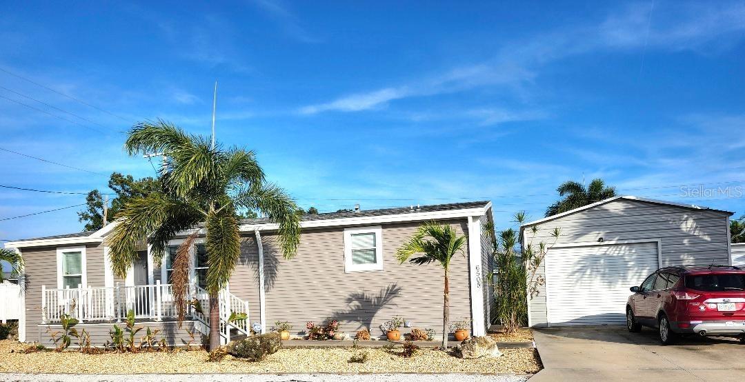 6505 Arizona St, Bradenton, FL 34207 photo