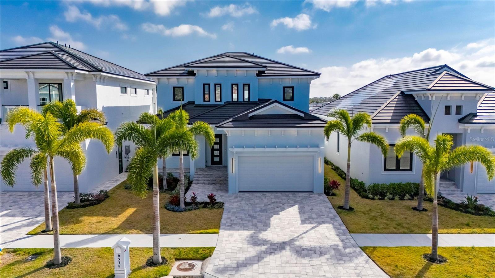 6538 Simone Shores Cir, Apollo Beach, FL 33572