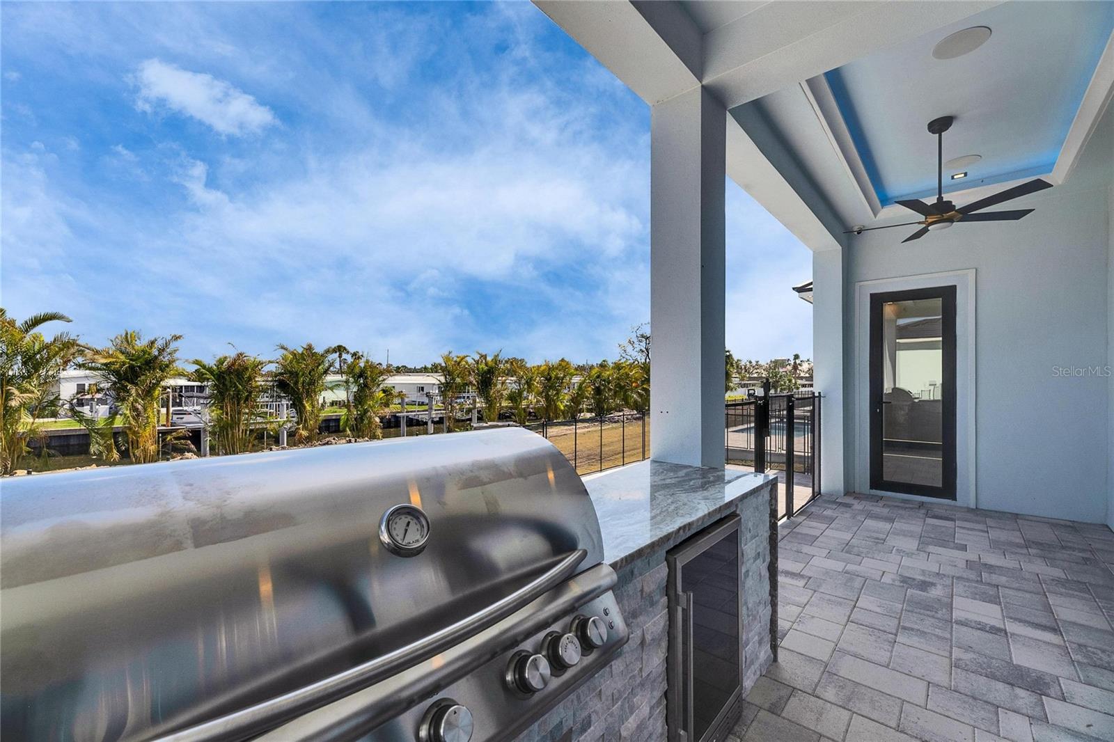 6538 Simone Shores Cir, Apollo Beach, FL 33572 photo