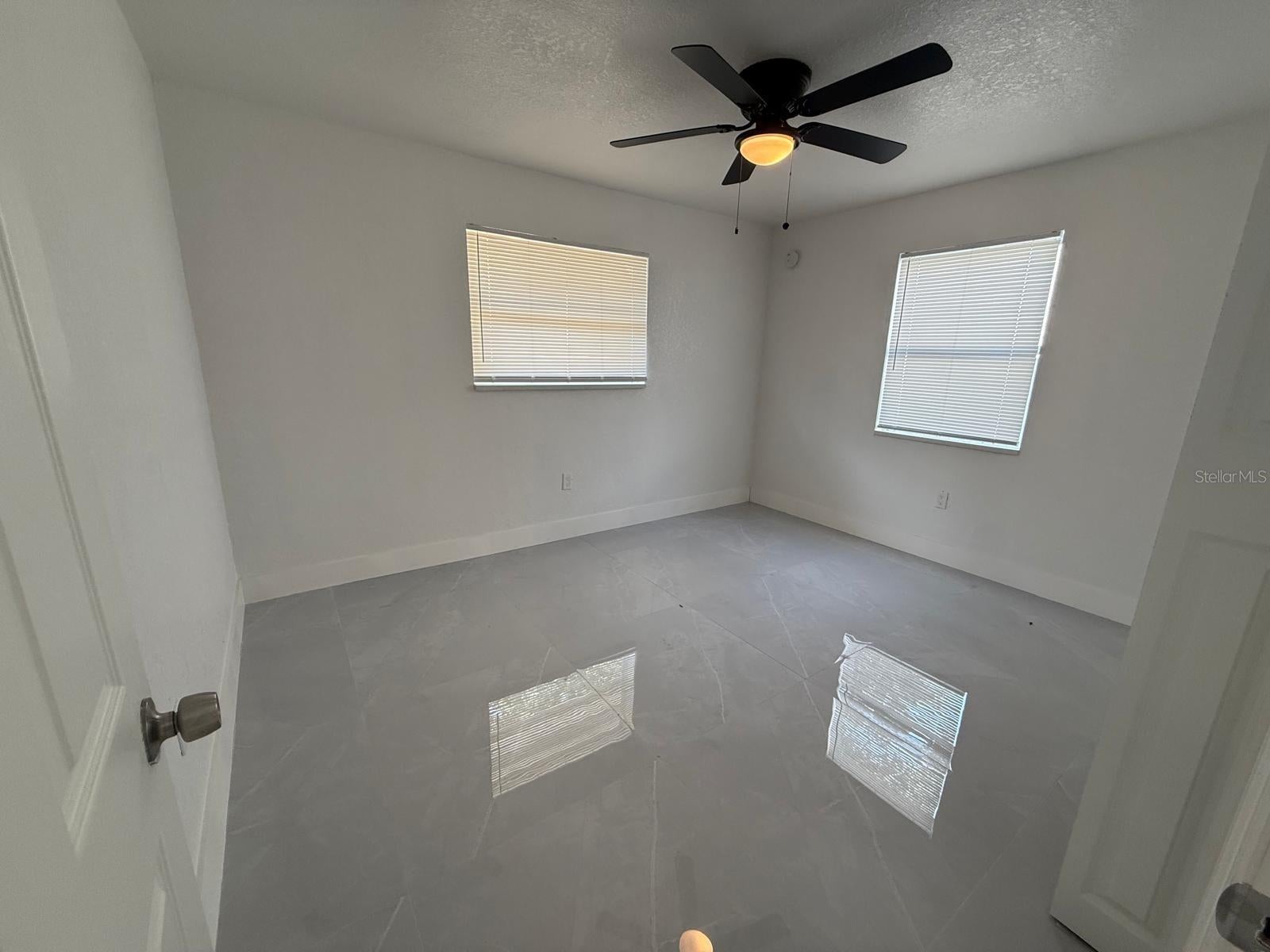 427 40 Ave, Saint Petersburg, FL 33705 photo