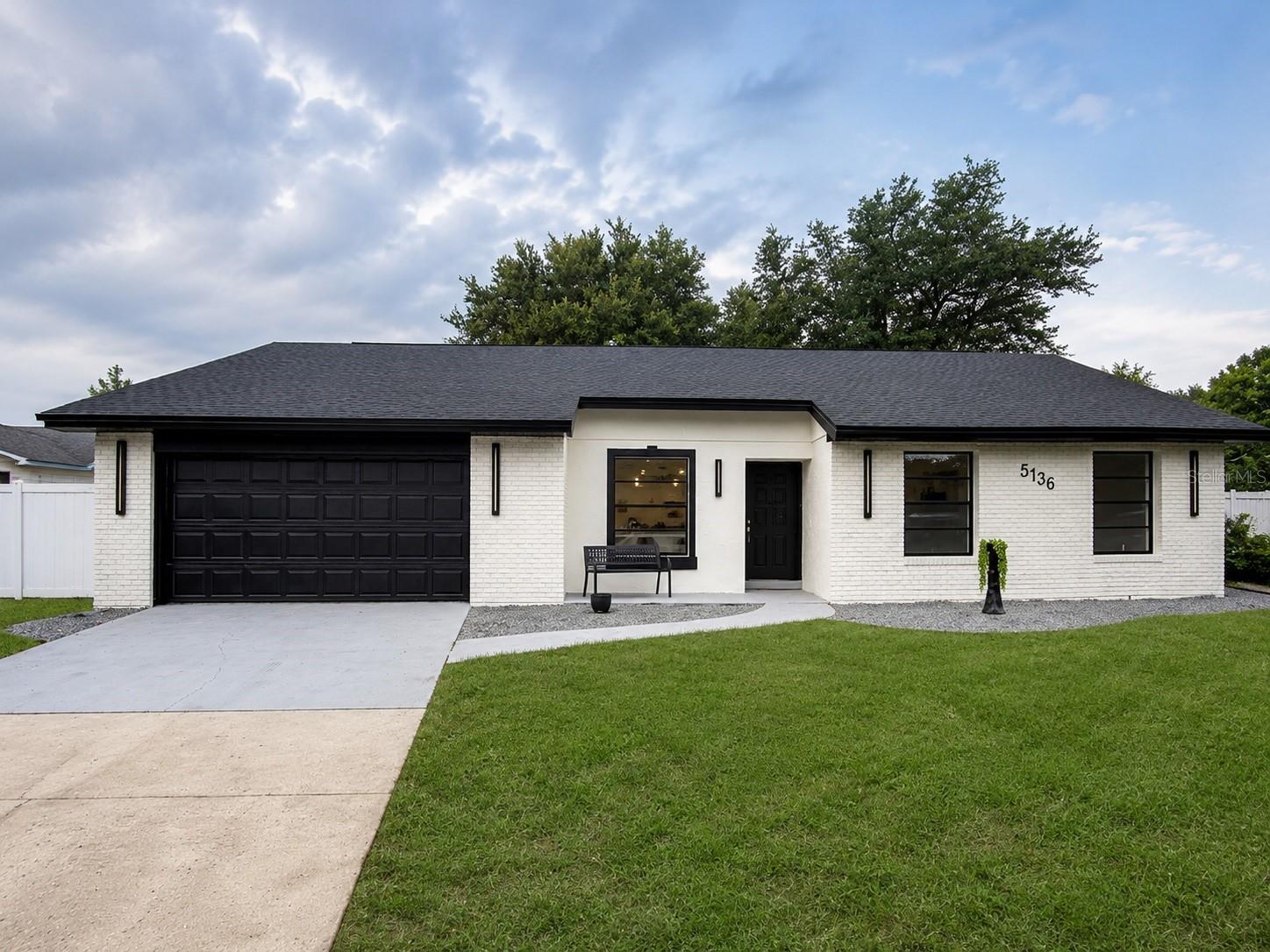 5136 Nadine St, Orlando, FL 32807 photo
