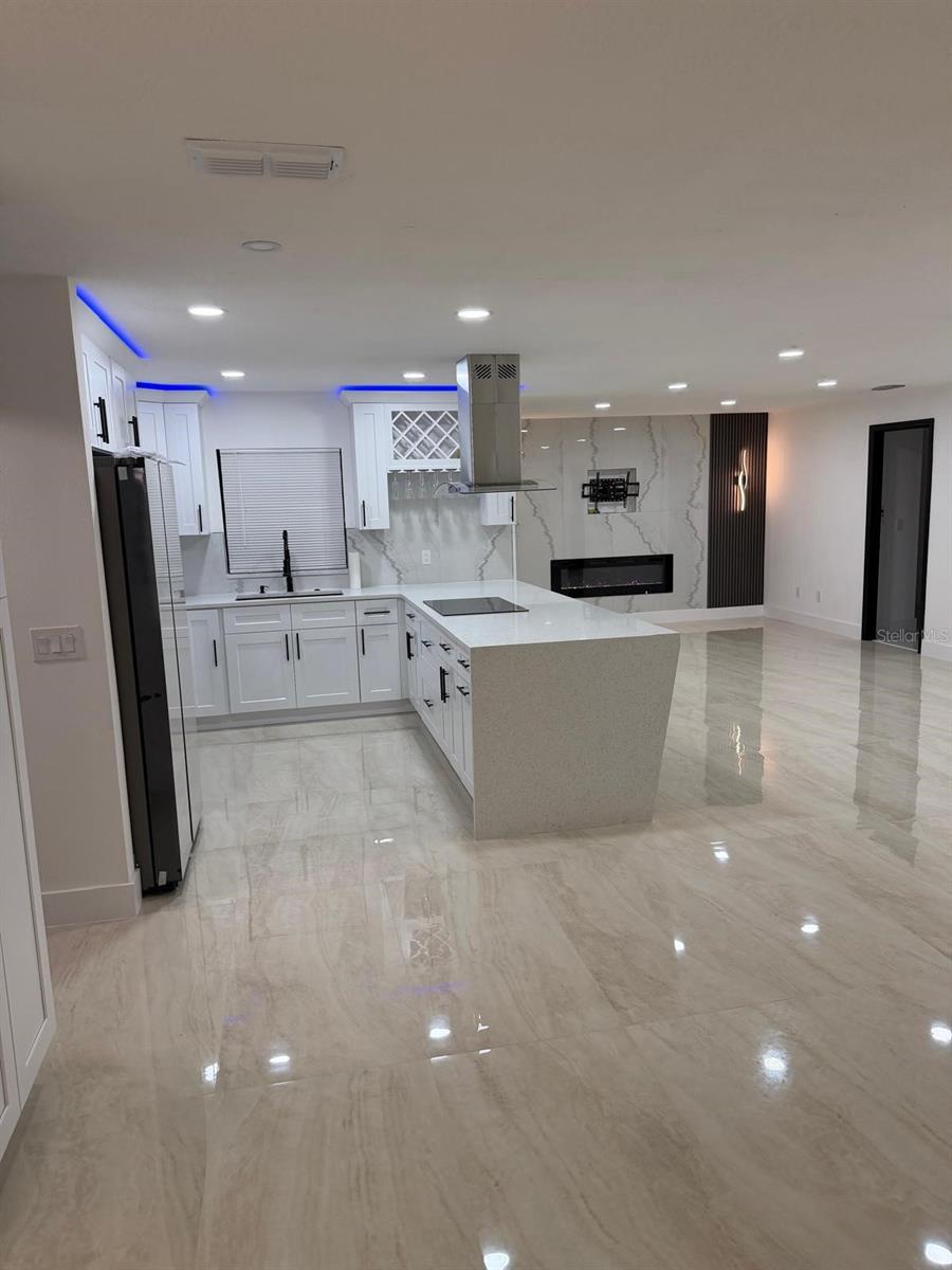 5136 Nadine St, Orlando, FL 32807 photo