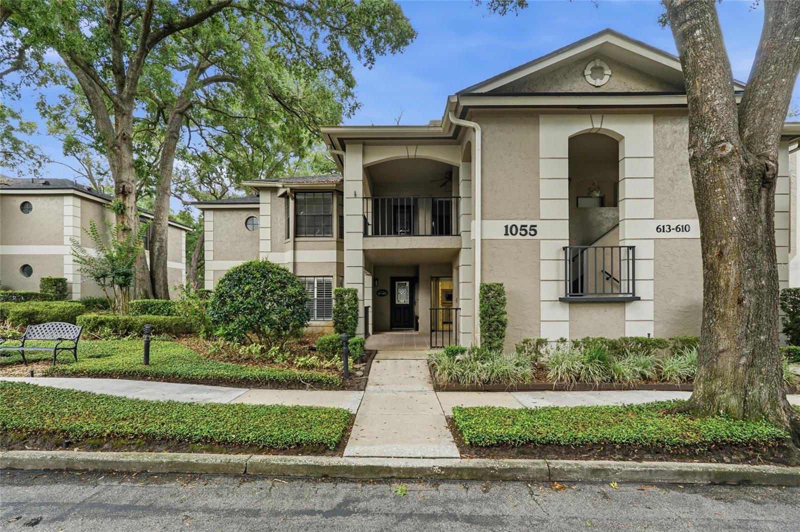 1055 Kensington Park Dr, Altamonte Springs, FL 32714
