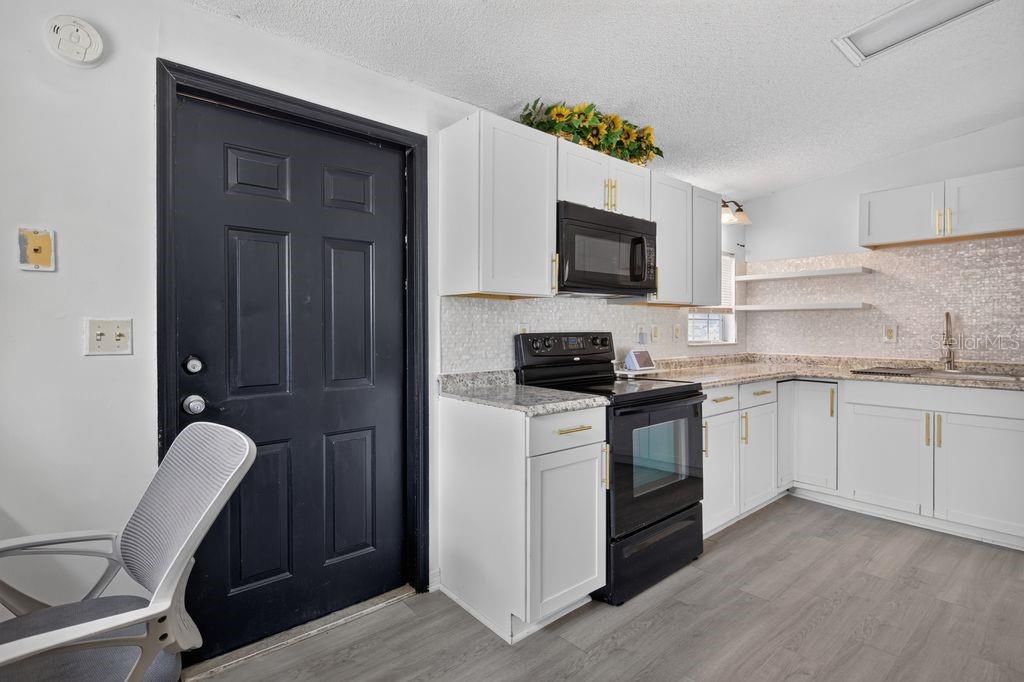 4612 Turner Rd, Mulberry, FL 33860 photo