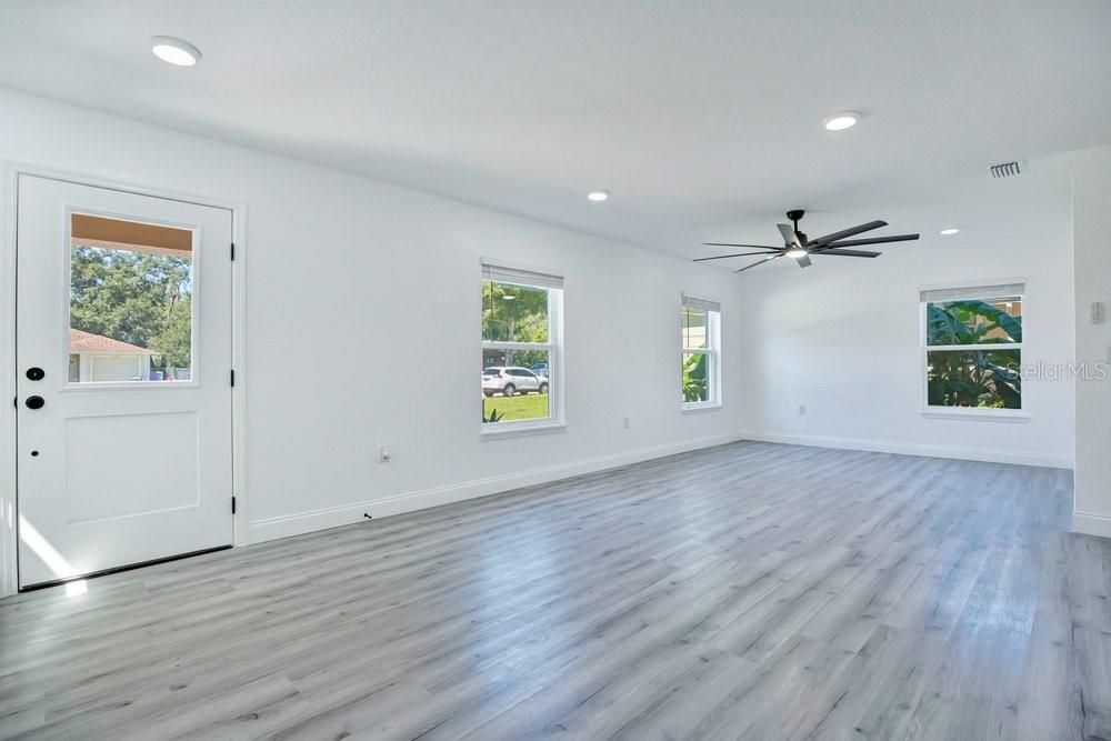 1119 Willow Ave, Sanford, FL 32771 photo