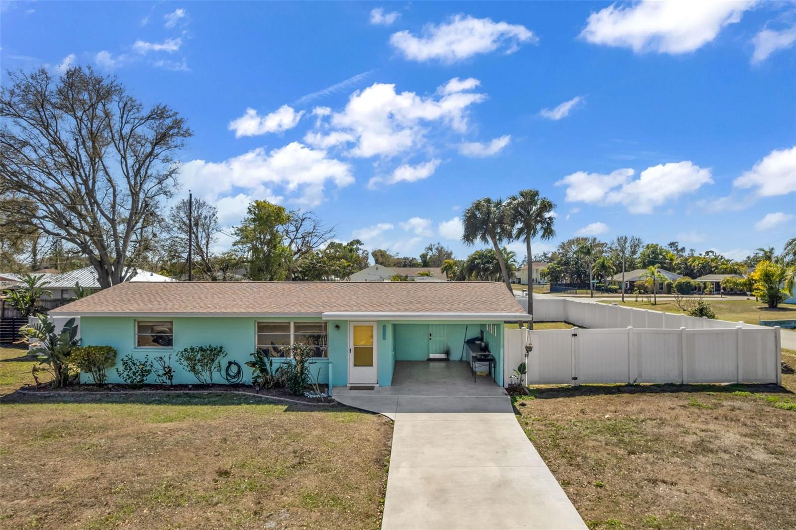 960 Darwin Rd, Venice, FL 34293 photo