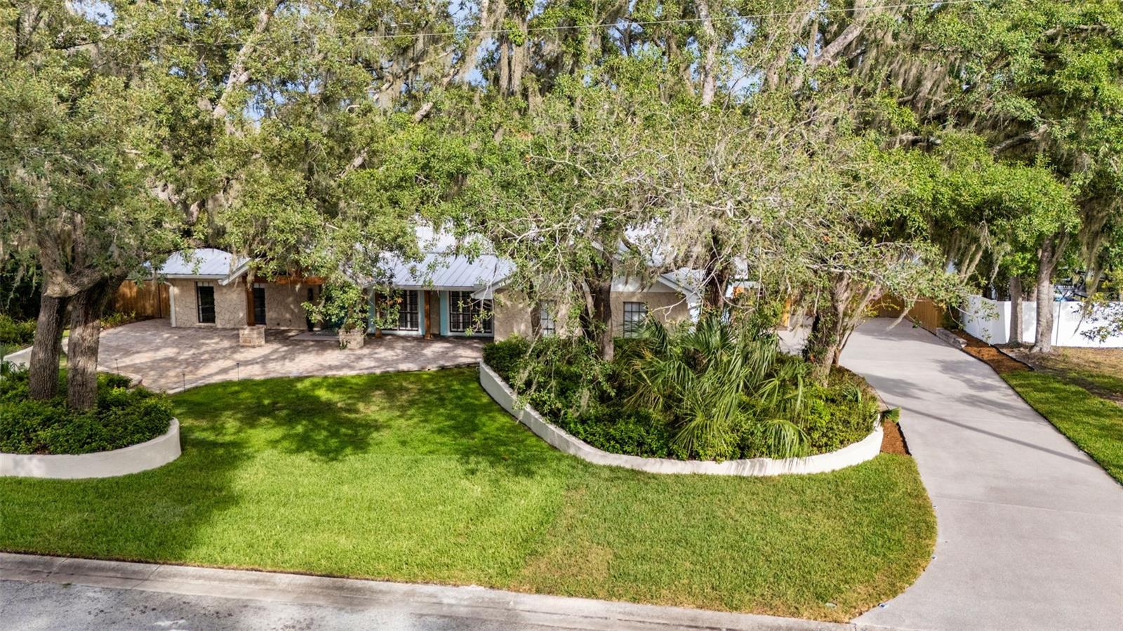 11310 Donneymoor Dr, Riverview, FL 33569 photo