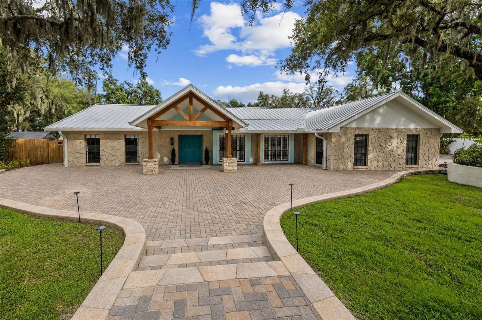 11310 Donneymoor Dr, Riverview, FL 33569 photo
