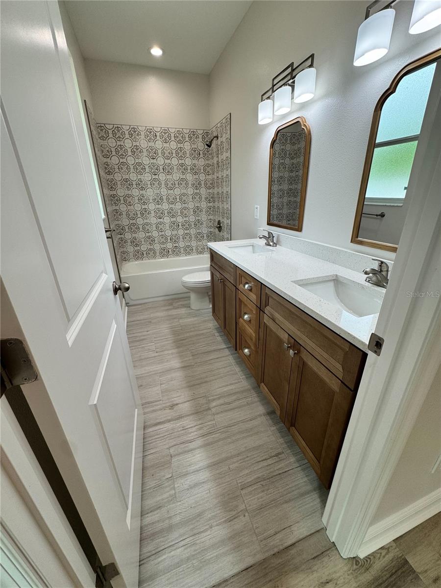 Single Family Residence in DADE CITY FL 13532 14TH STREET 49.jpg